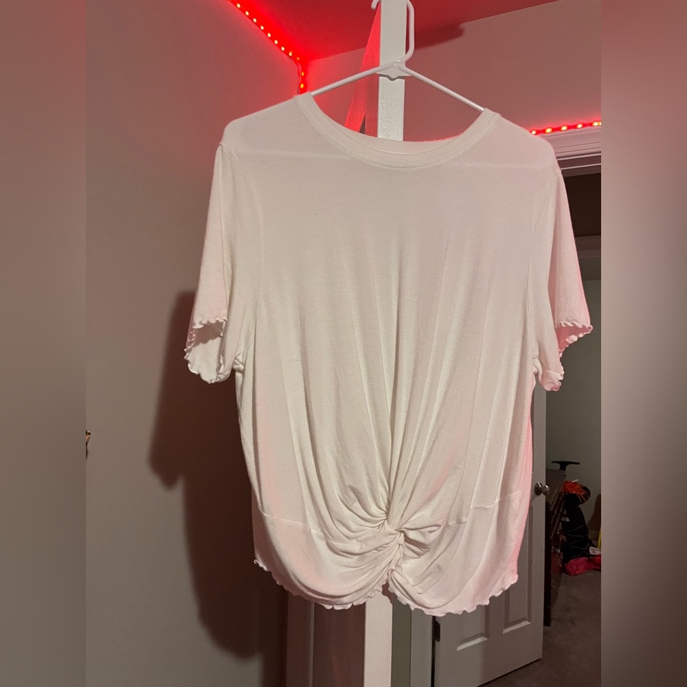 American Eagle shirt